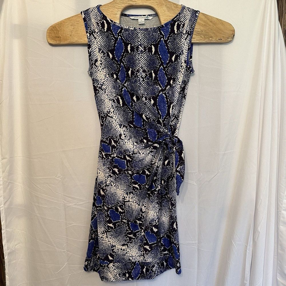 DVF Diane Von Furstenberg Size 4 Della Dress Python Print Blue Snake Mini Ruched